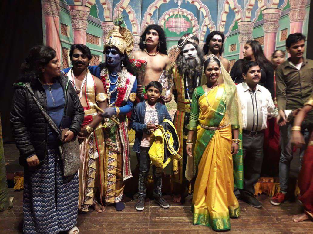 Janamanadata troupe